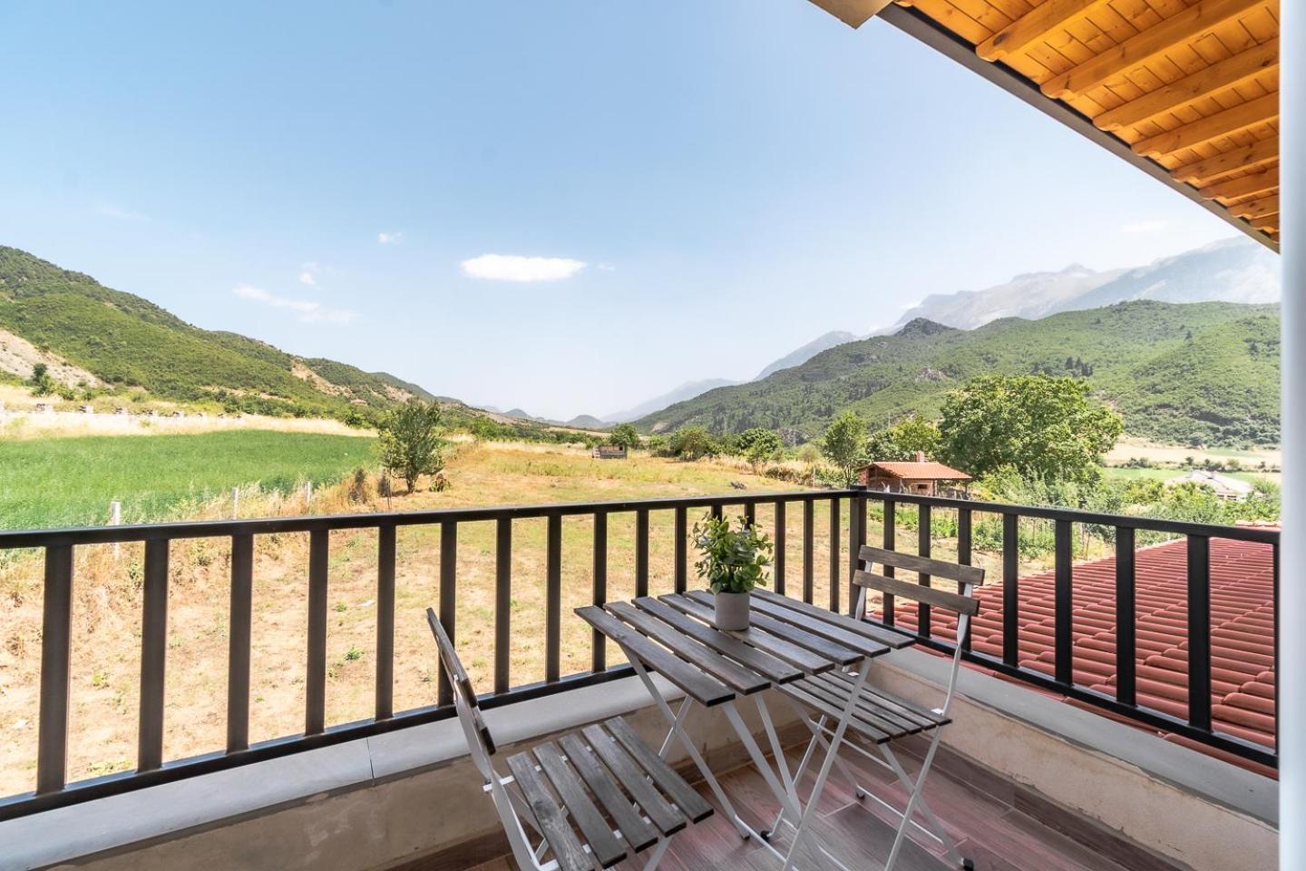 Bujtina Lumo & Pool Villa Permet Exterior photo
