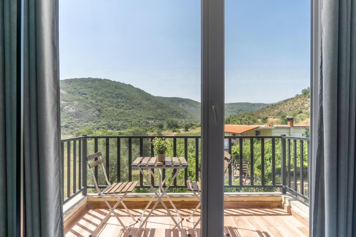 Bujtina Lumo & Pool Villa Permet Exterior photo