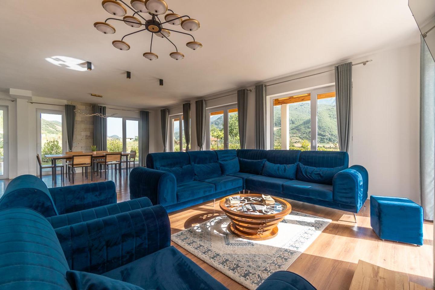 Bujtina Lumo & Pool Villa Permet Exterior photo